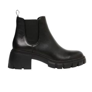 Steve Madden howler lug sole boots